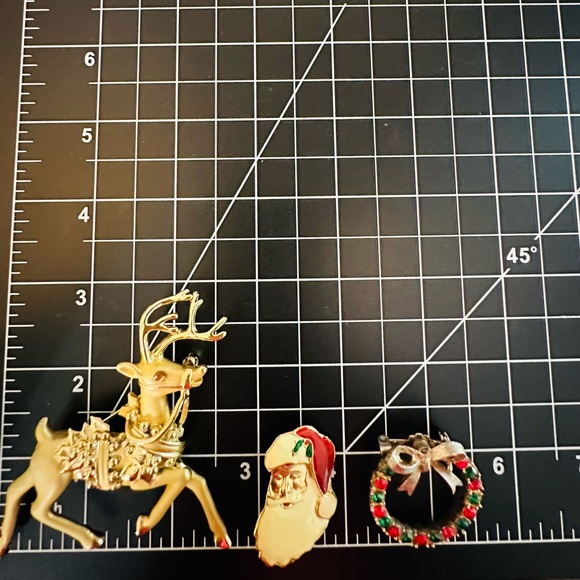 Vintage Christmas Brooch Jewelry lot - Picture 3 of 10